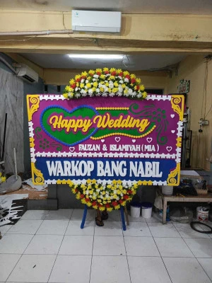 Papan Bunga di Alor
